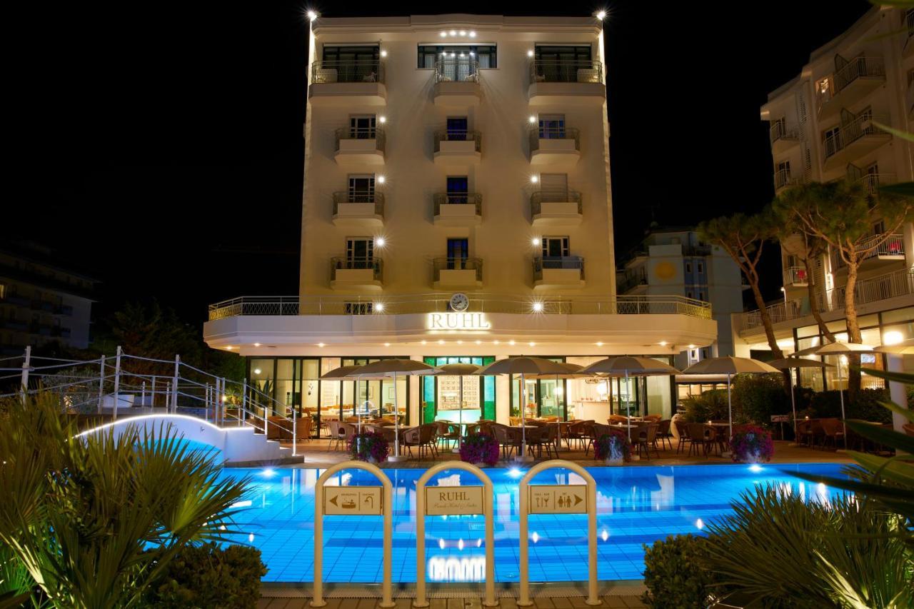 Ruhl Beach Hotel & Suites Lido di Jesolo Exteriör bild