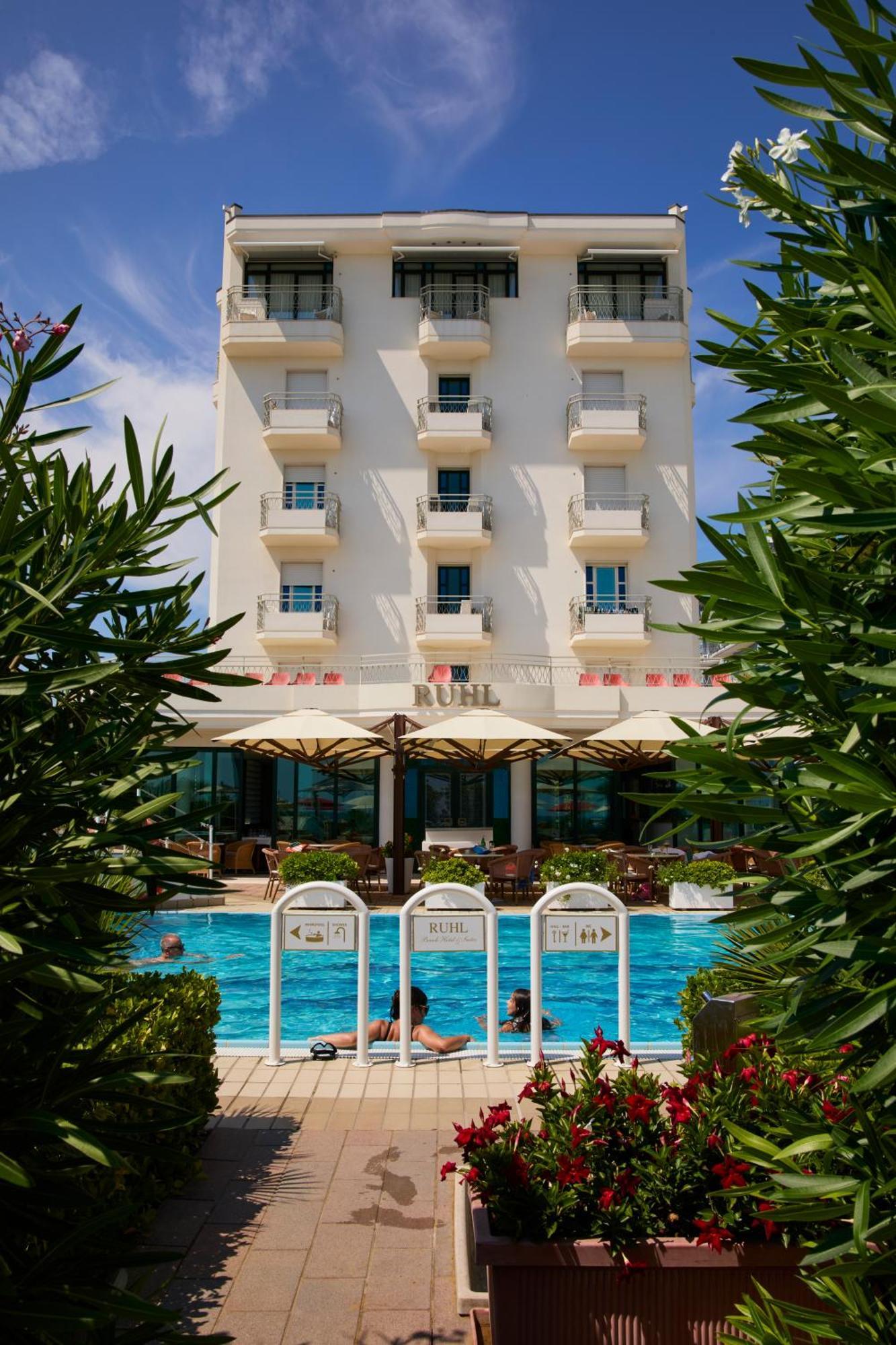 Ruhl Beach Hotel & Suites Lido di Jesolo Exteriör bild