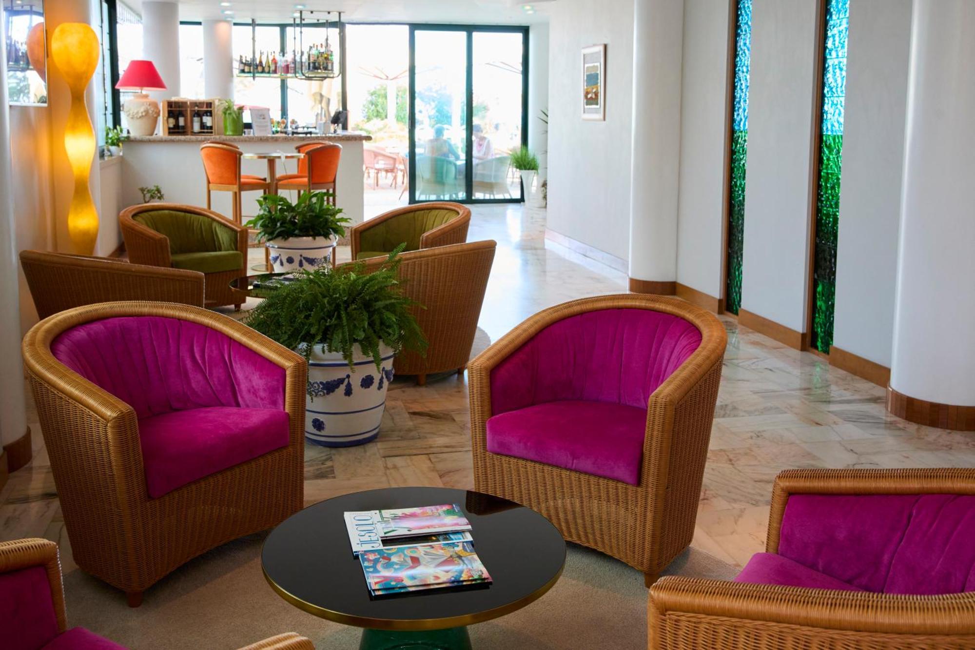 Ruhl Beach Hotel & Suites Lido di Jesolo Exteriör bild