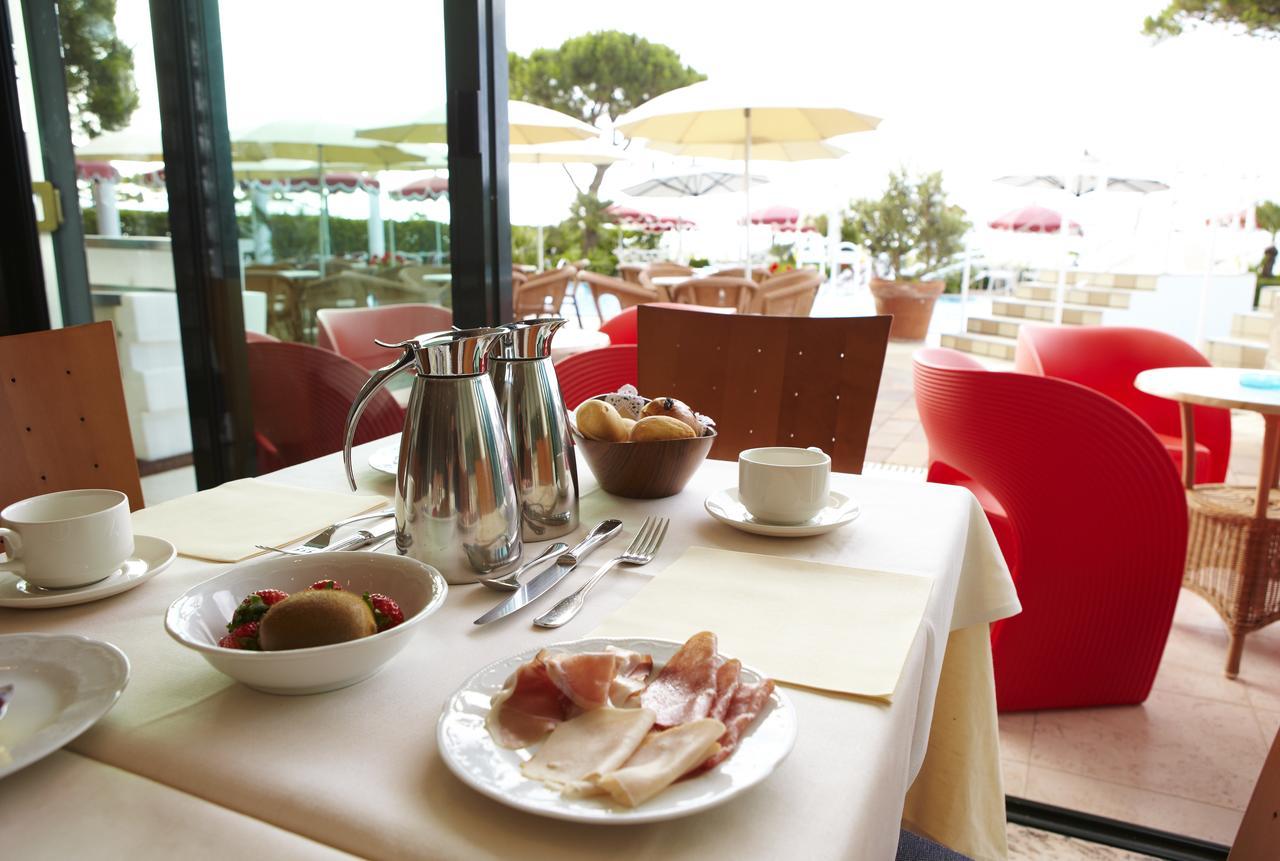 Ruhl Beach Hotel & Suites Lido di Jesolo Exteriör bild
