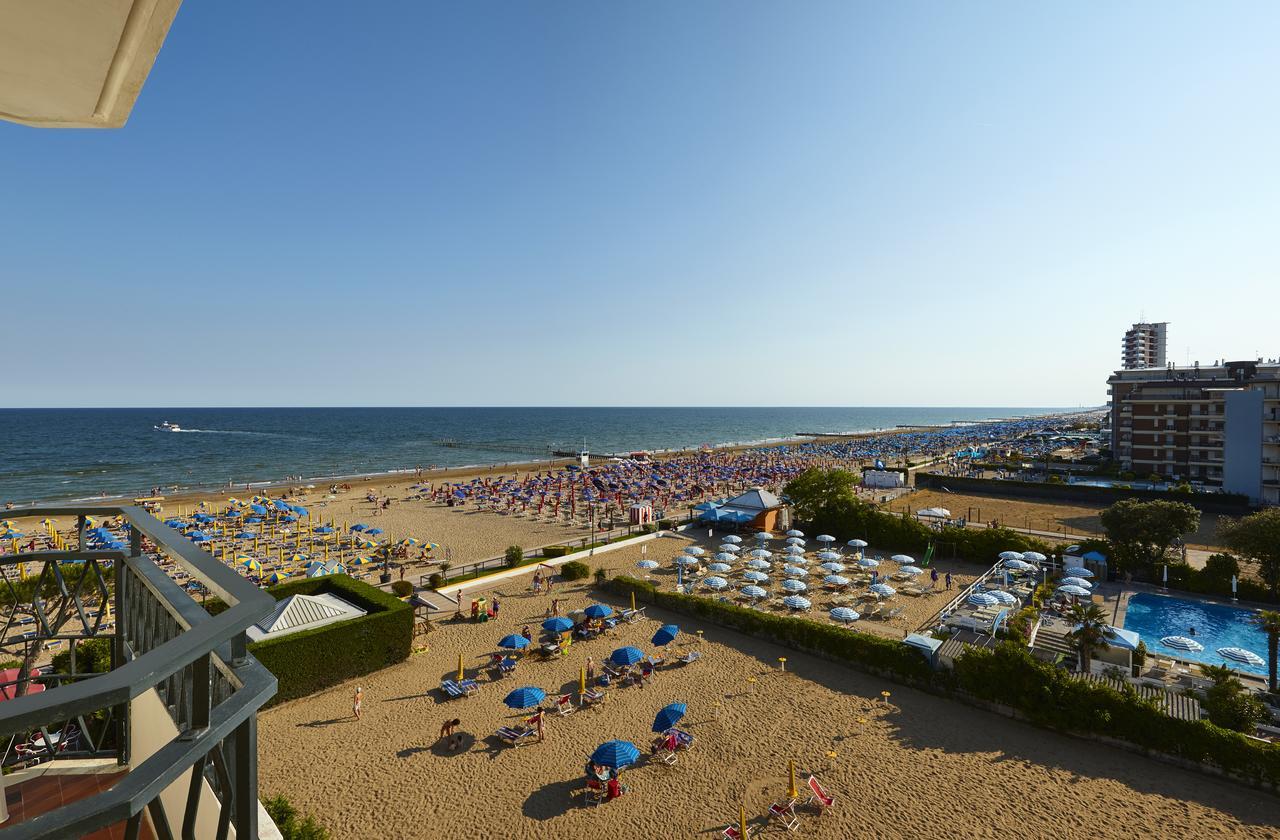 Ruhl Beach Hotel & Suites Lido di Jesolo Exteriör bild